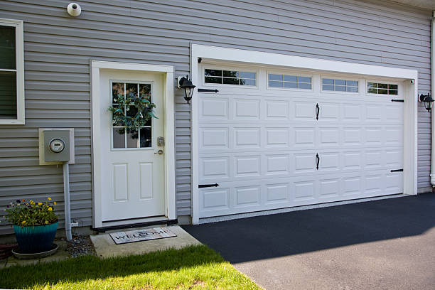 24/7 Emergency Garage Door Panel Replacement experts in Powhatan Point, OH
